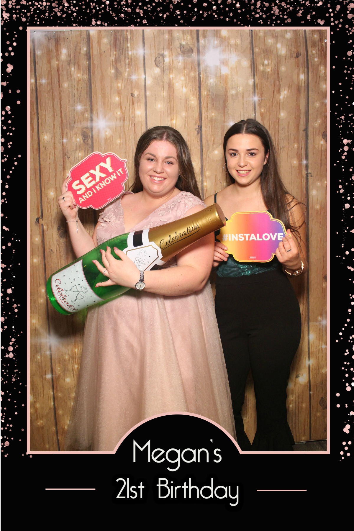 Megan's 21st Birthday Party  | View more photos from the event at gallery.magicimages.uk/u/MagicImages/Megans-21st-Birthday-Party